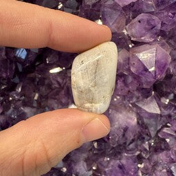 Belomorite Moonstone - Tumbled