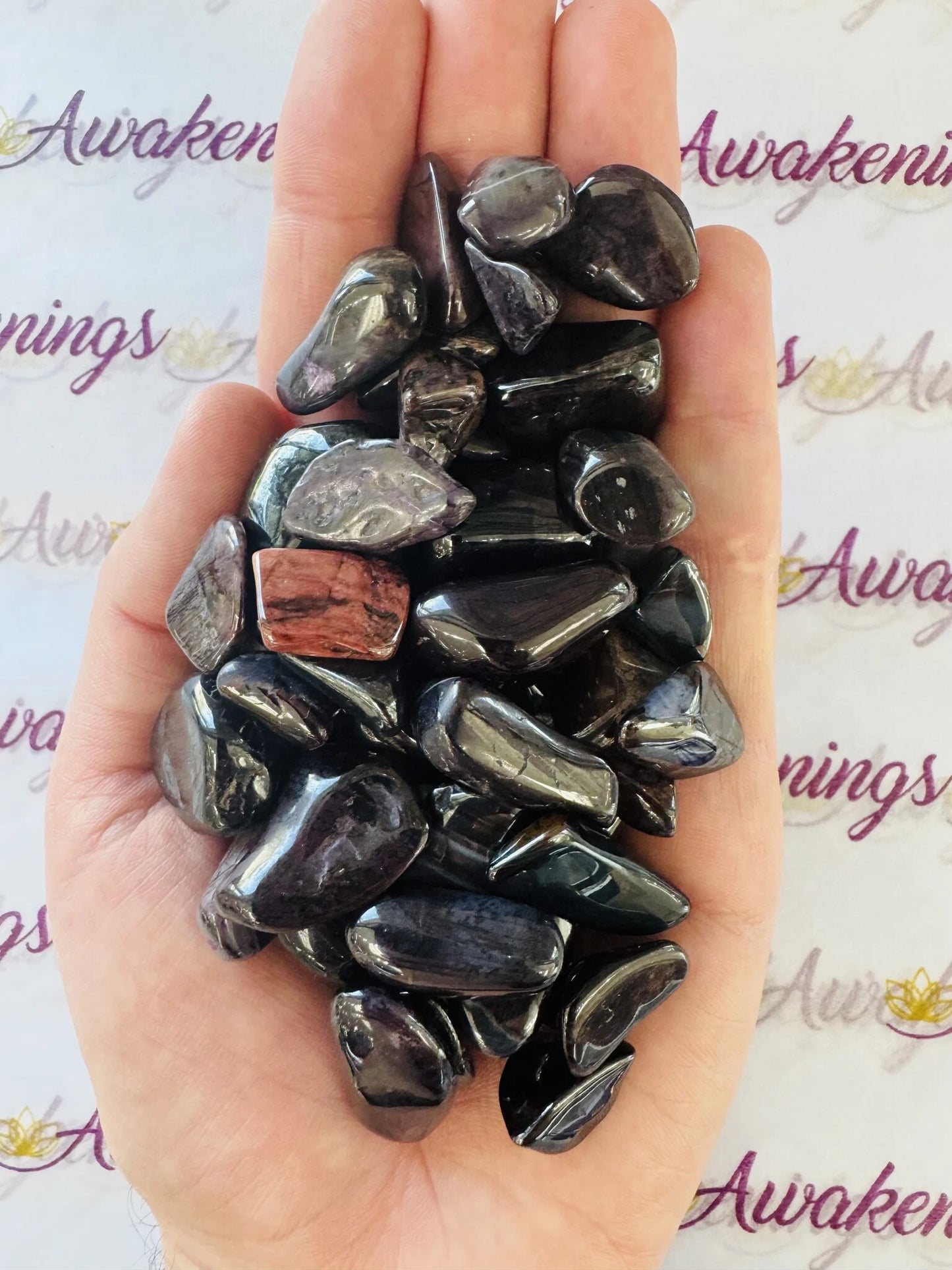 Sugilite + Bustamite + Richterite - Tumbled