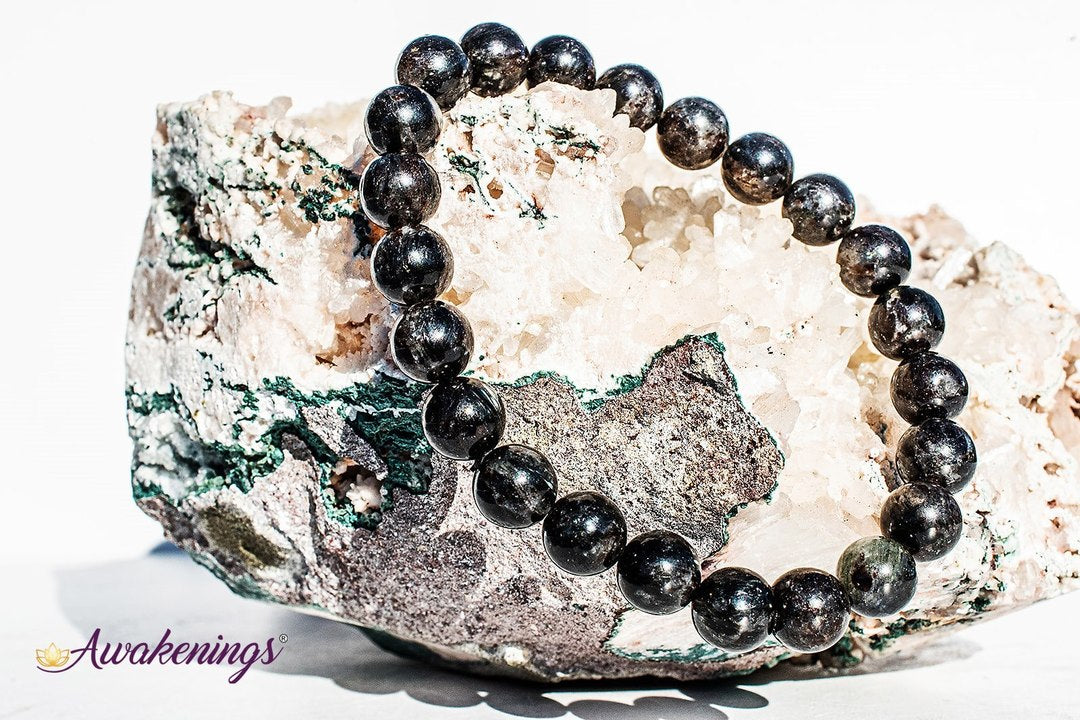 Garnet in Biotite Bracelet-8mm
