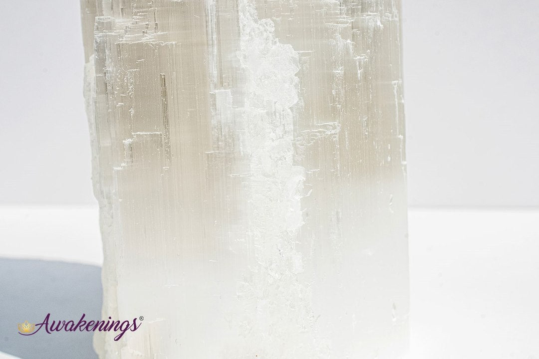 Selenite/Satin Spar Single Iceberg Tower Lamp-8"
