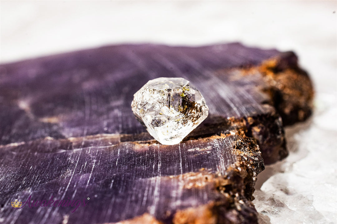 Petroleum Oil in Quartz - Rough Raw Natural